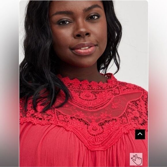 EUC Torrid Magenta Crinkled Gauze Crochet Long Sleeve Blouse - Size 3 - Picture 4 of 11